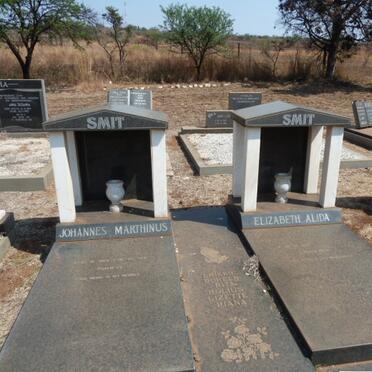 SMIT Johannes Marthinus 1929-19?1 &amp; Elizabeth Alida 1935-