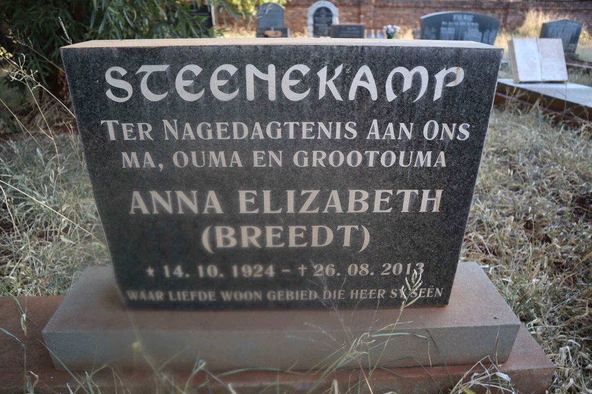STEENEKAMP Anna Elizabeth nee BREEDT 1924-2013