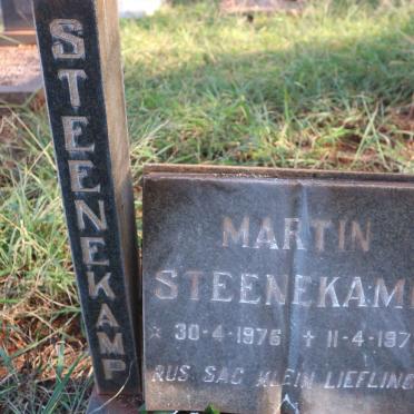 STEENEKAMP Martin 1976-1977