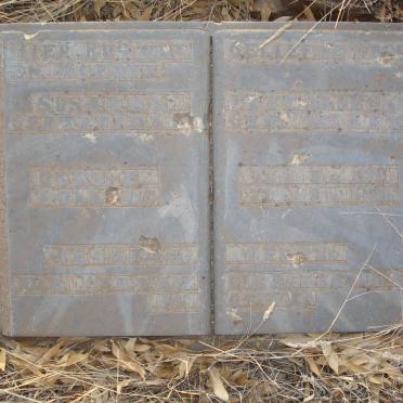 Limpopo, TUBATSE district, Steelpoort, Doornbosch 294_1, farm cemetery