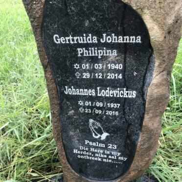 PIENAAR Johannes Lodevickus 1937-2016 &amp; Gertruida Johanna Philipina 1940-2014