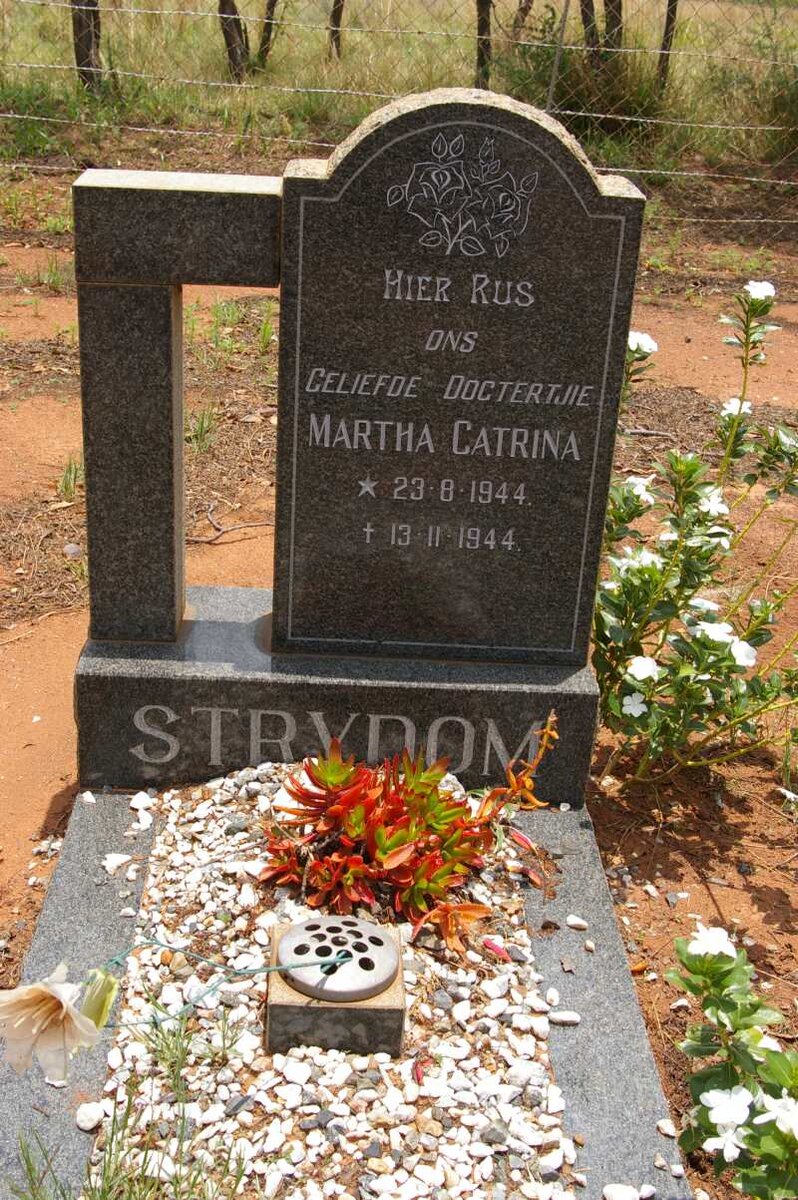 STRYDOM Martha Catrina 1944-1944