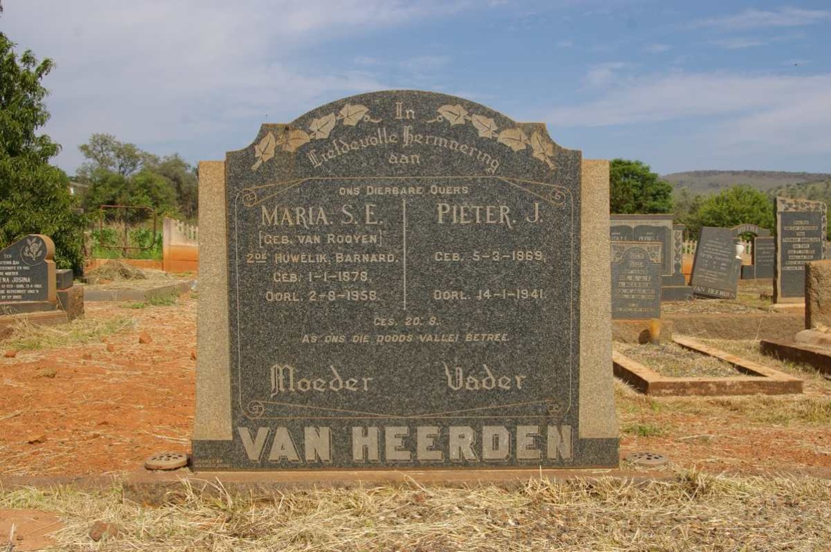 HEERDEN Pieter J., van 1869-1941 &amp; Maria S.E. BARNARD nee VAN ROOYEN 1878-1958