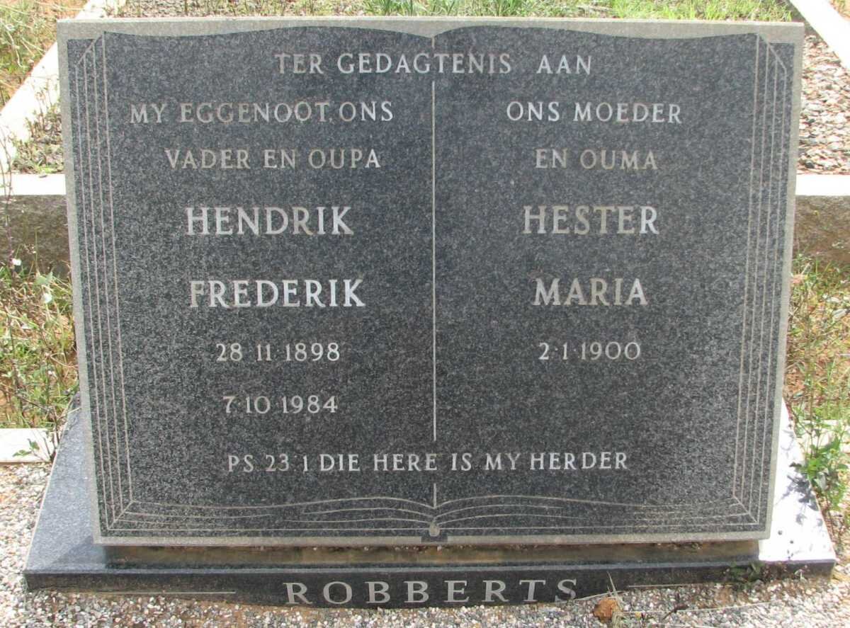 ROBBERTS Hendrik Frederik 1898-1984 &amp; Hester Maria 1900-