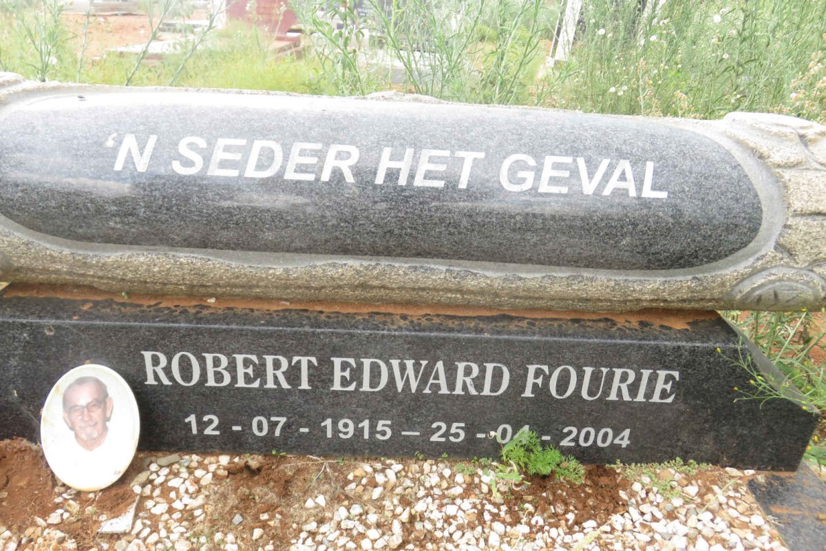 FOURIE Robert Edward 1915-2004