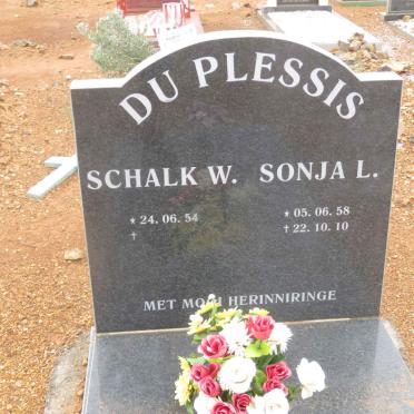 PLESSIS Schalk W., du 1954- &amp; Sonja L. 1958-2010