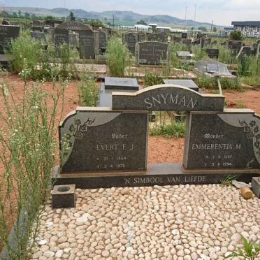 SNYMAN Evert F.J. 1904-1976 &amp; Emmerentia M. 1907-1994
