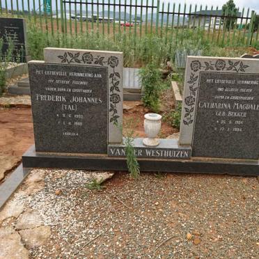 WESTHUIZEN Frederik Johannes, van der 1903-198? &amp; Catharina Magdalena BEKKER 1904-19?4