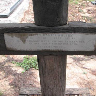 A - Surnames :: Vanne - A