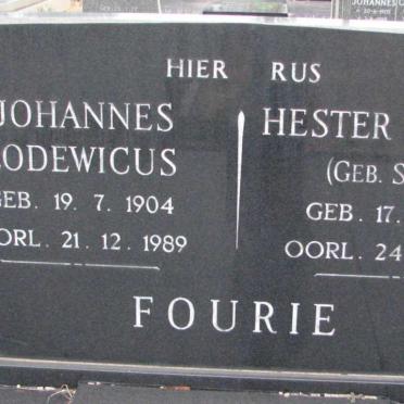 FOURIE Johannes Lodewicus 1904-1989 &amp; Hester Sophia SHARE 1901-1989