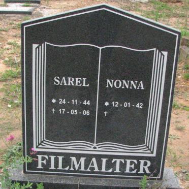 FILMALTER Sarel 1939-2002 &amp; Nonna 1942-