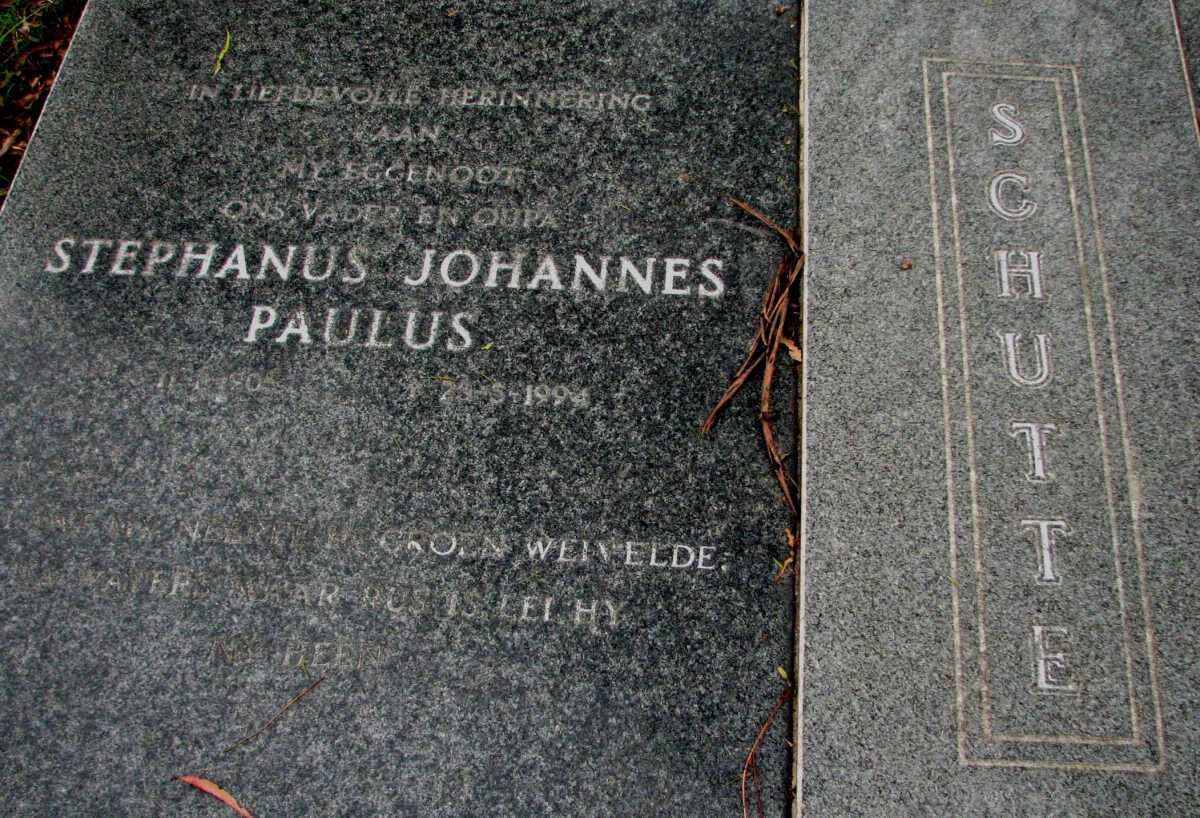 SCHUTTE Stephanus Johannes Paulus 1905-1994 &amp; Johanna Elizabeth 1915-2004
