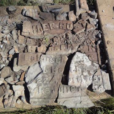 Mpumalanga, BALFOUR district, Hartbeestfontein 638, Hartebeesfontein_2, farm cemetery