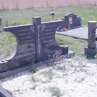 WILLEMSE Christiaan Pieter 1909- &amp; Christina Elizabeth Susanna Wilhelmina 1932-