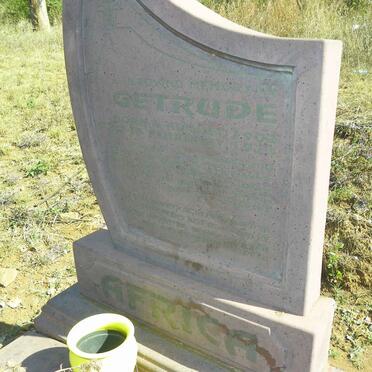 AFRICA Gertrude 1902-1975