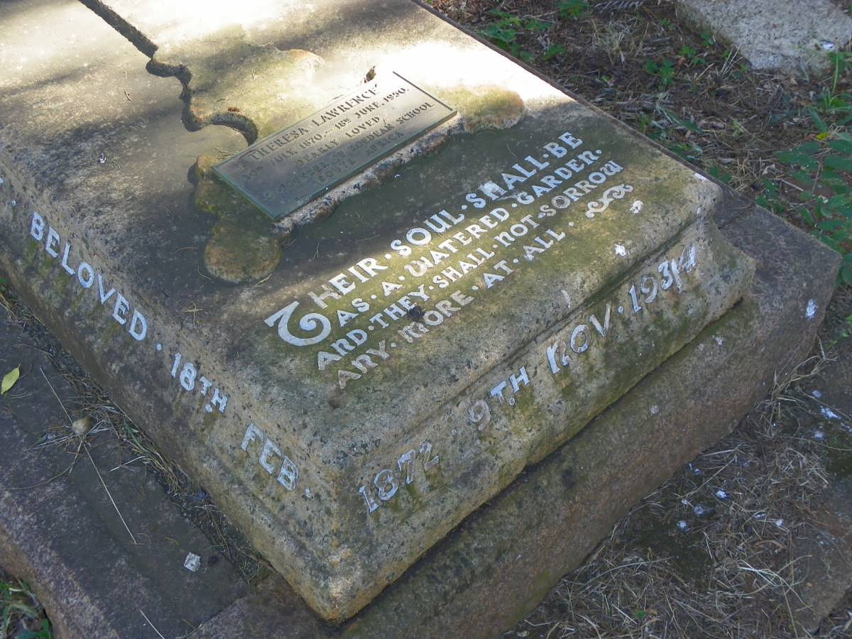 EARLE Katharine Margaret 1872-1934 :: LAWRENCE Theresa 1870-1950 _1