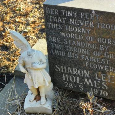 HOLMES Sharon Lee -1970