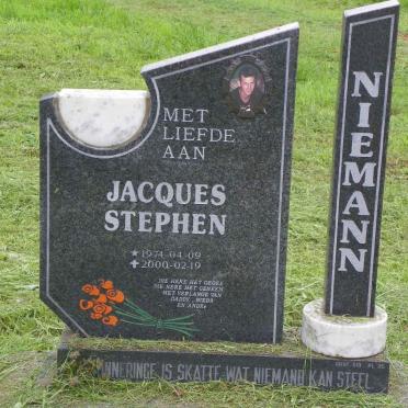 NIEMANN Jacques Stephen 1974-2000