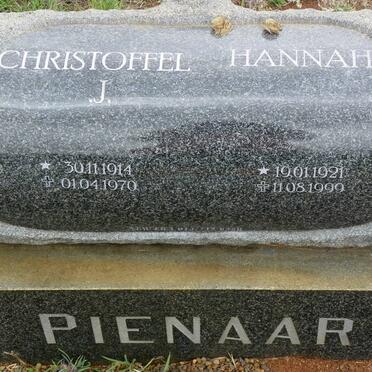 PIENAAR Christoffel J. 1914-1970 &amp; Hannah 1921-1999