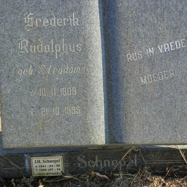 SCHNEPEL Frederick Rudolphus nee STRYDOM 1909-1995 :: SCHNEPEL J.H. 1941-1999