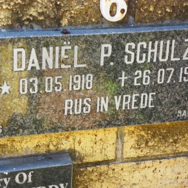 SCHULZ Daniël P. 1918-1994