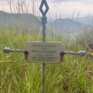 Mpumalanga, BARBERTON district, Barberton, Bulembu Road, Roadside memorial