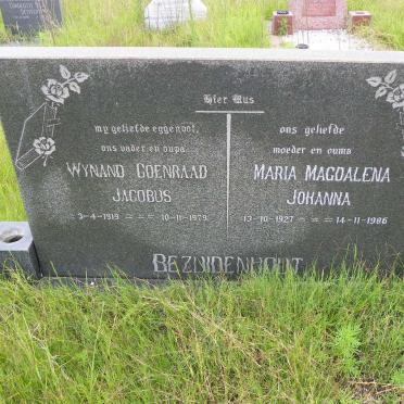 BEZUIDENHOUT Wynand Coenraad Jacobus 1919-1979 &amp; Maria Magdalena Johanna 1927-1986