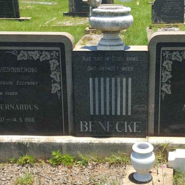 BENECKE Jan Bernardus 1907-1966 &amp; Anna Magaretha 1909-1977