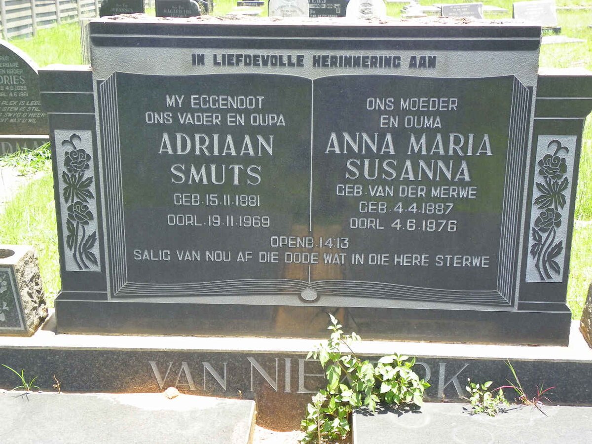 NIEKERK Adriaan Smuts, van 1881-1969 &amp; Anna Maria Susanna VAN DER MERWE 1887-1976