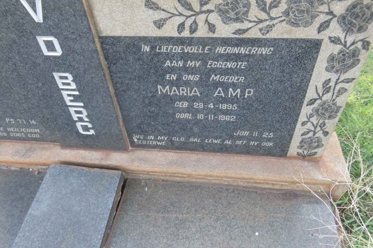 BERG Jacobus J., v.d. 1885-1975 & Maria A.M.P. 1895-1962 _1