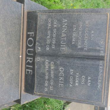 FOURIE Ockie 1897-1981 &amp; Annatjie 1905-1976