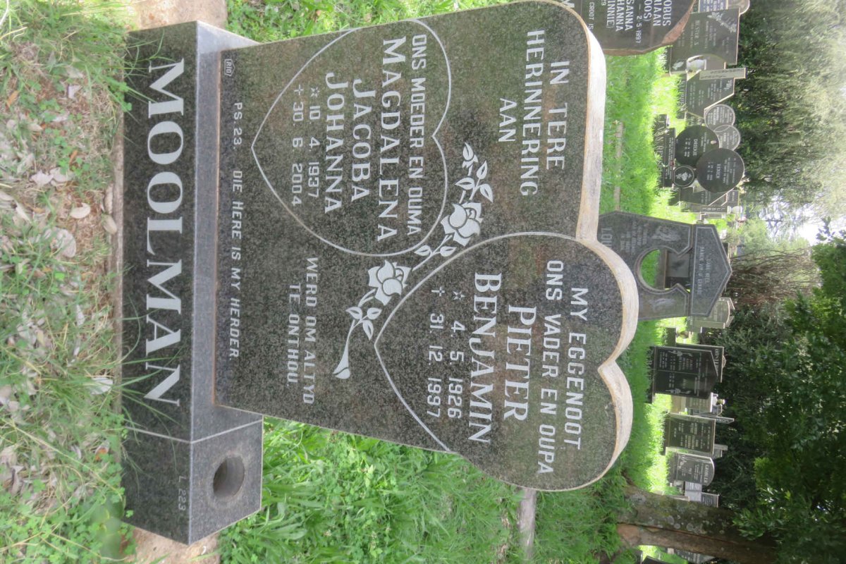MOOLMAN Pieter Benjamin 1926-1997 &amp; Magdalena Jacoba Johanna 1937-2004