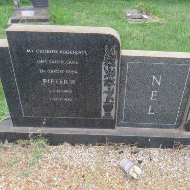 NEL Pieter W. 1903-1982 & Hester M.A. 1908-1995 _1