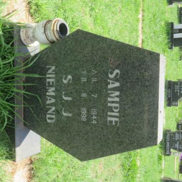 NIEMAND S.J.J. 1944-1998