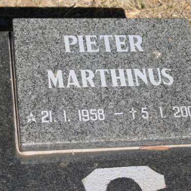 GOUWS Pieter Marthinus 1958-2000