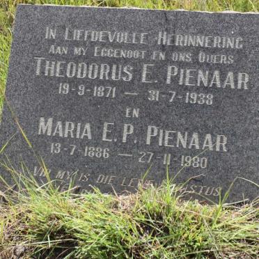 PIENAAR Theodorus E. 1871-1938 &amp; Maria E.P. 1886-1980