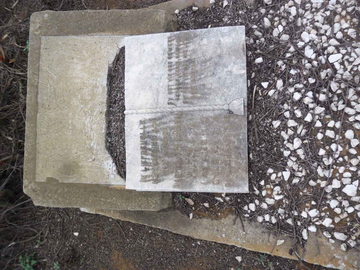 HOLTZHAUSEN Margaretha Johanna nee V. NIEKERK 18?4-194?