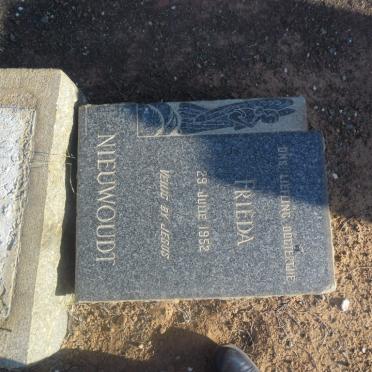 NIEUWOUDT Frieda 1952-1952