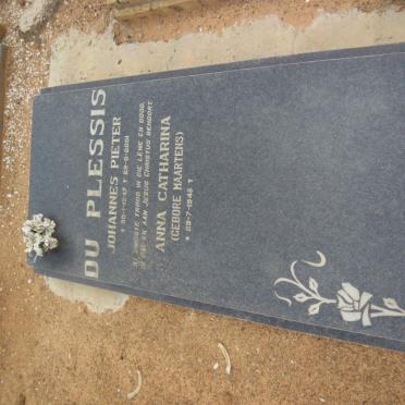 PLESSIS Johannes Pieter, du 1947-2001 &amp; Anna Catharina MAARTENS 1945-