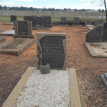 SCOTT M.J. nee J. VAN RENSBURG 1906-1977