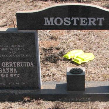 MOSTERT Jacobus Petrus Christiaan 1916-1996 &amp; Johanna Gertruida Susanna VAN WYK 1922-2003