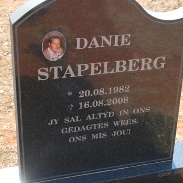 STAPELBERG Danie 1982-2008