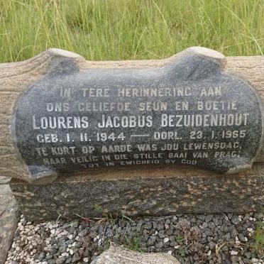 BEZUIDENHOUT Lourens Jacobus 1944-1965