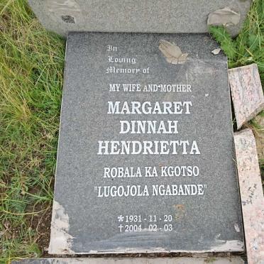 ? Margaret Dinnah Hendrietta 1931-2004