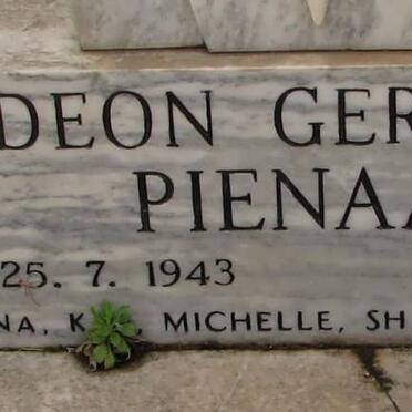 PIENAAR Deon Gerhard 1943-1978