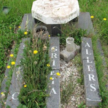 A - Surnames :: Vanne - A