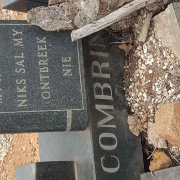 COMBRINK Jacobus Frederick De Beer 1921-1997 &amp; Elizabeth Magdalena Magritha 1936-1982 #1