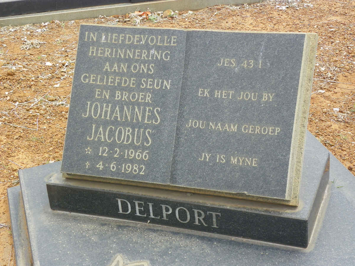 DELPORT Johannes Jacobus 1966-1982