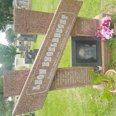 ENGELBRECHT Leon 1966-2002