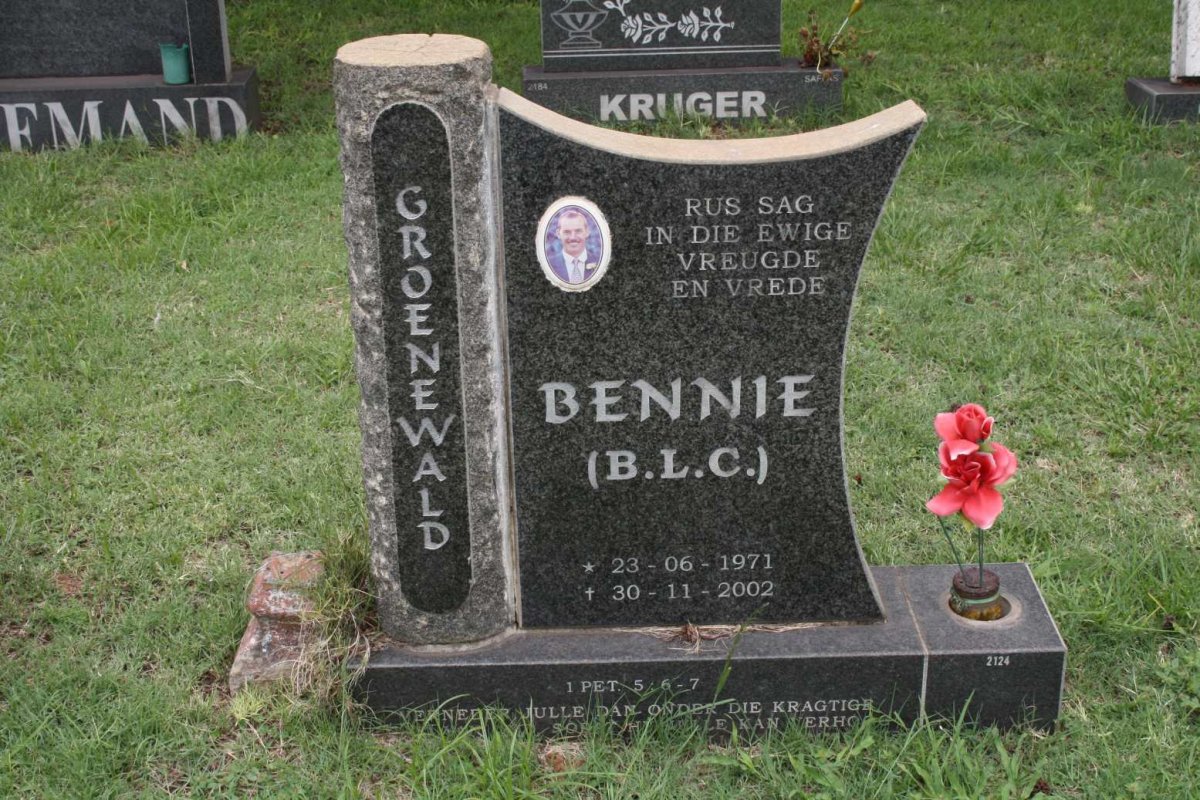 GROENEWALD B.L.C. 1971-2002